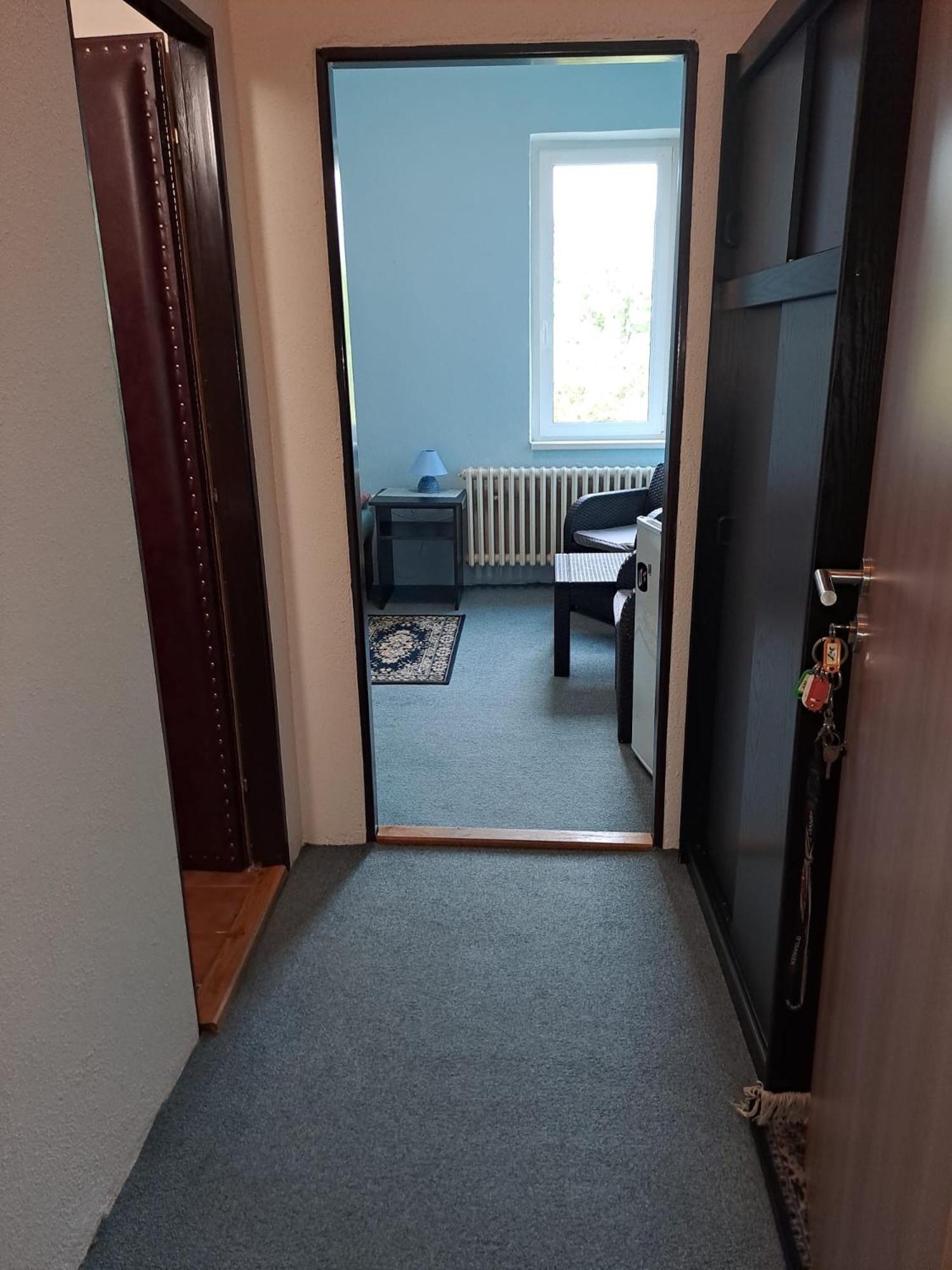 Hotel Kamenny Vrch Chomutov Exteriör bild